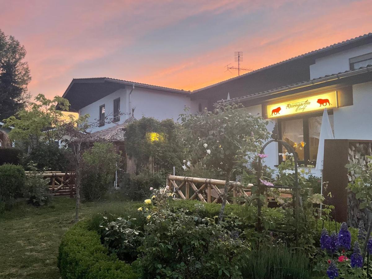 Zu Jeddelohs Lodge Hotel Gladenbach Exterior foto